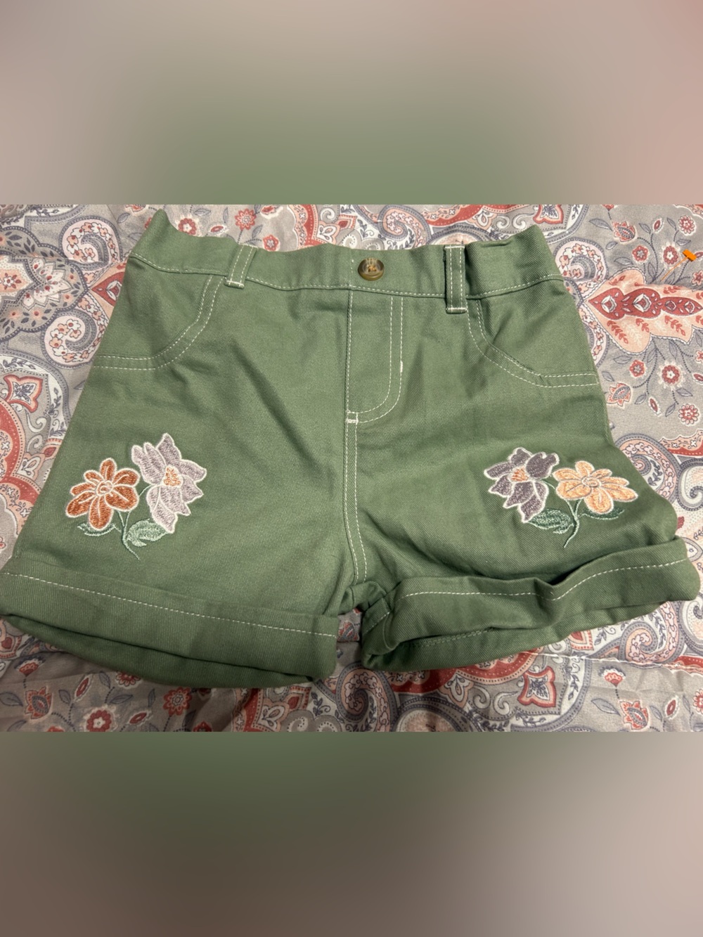 Girls embroidered shorts